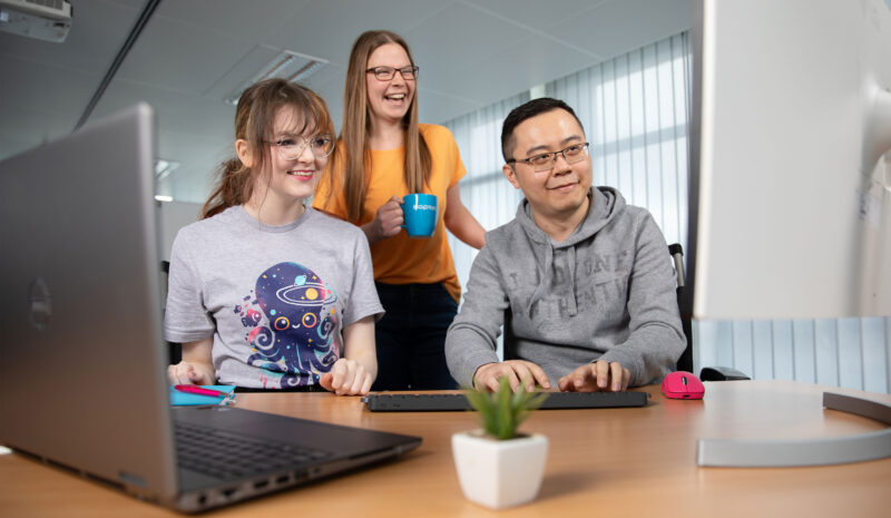 SOPTIM-Stellenanzeigen-Annika-Oke-Bohan-1-eigene